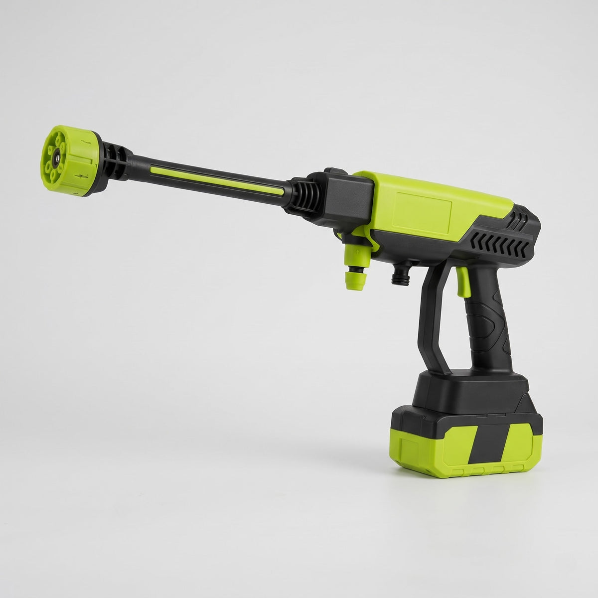 Cordless pressure washer 21V on white