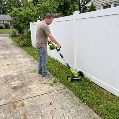 Trimming along a vinyl fence on wheels